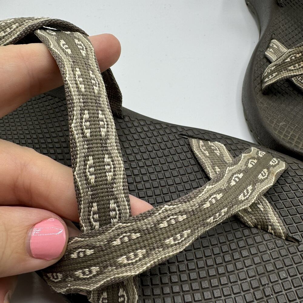 Chaco Z2 Classic Sandals Womens 10 Black White Gray Geometric Strap Toe Loop - Picture 6 of 8